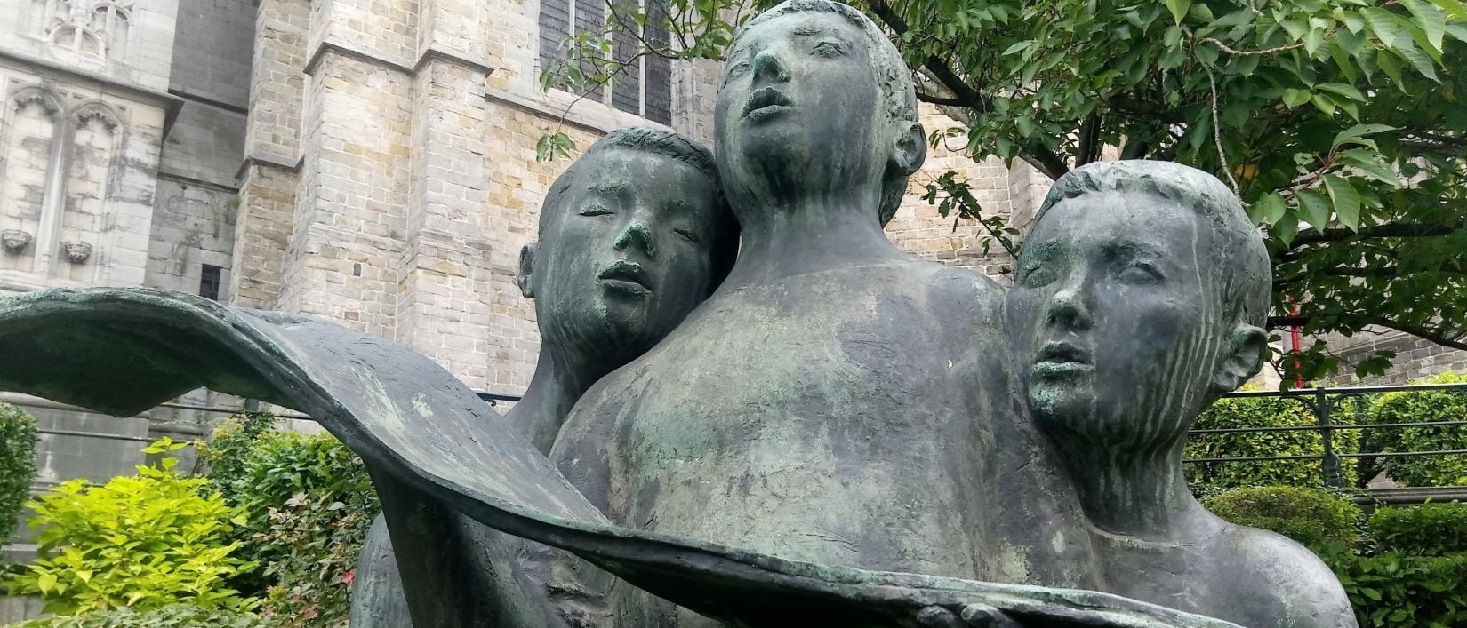 Mons