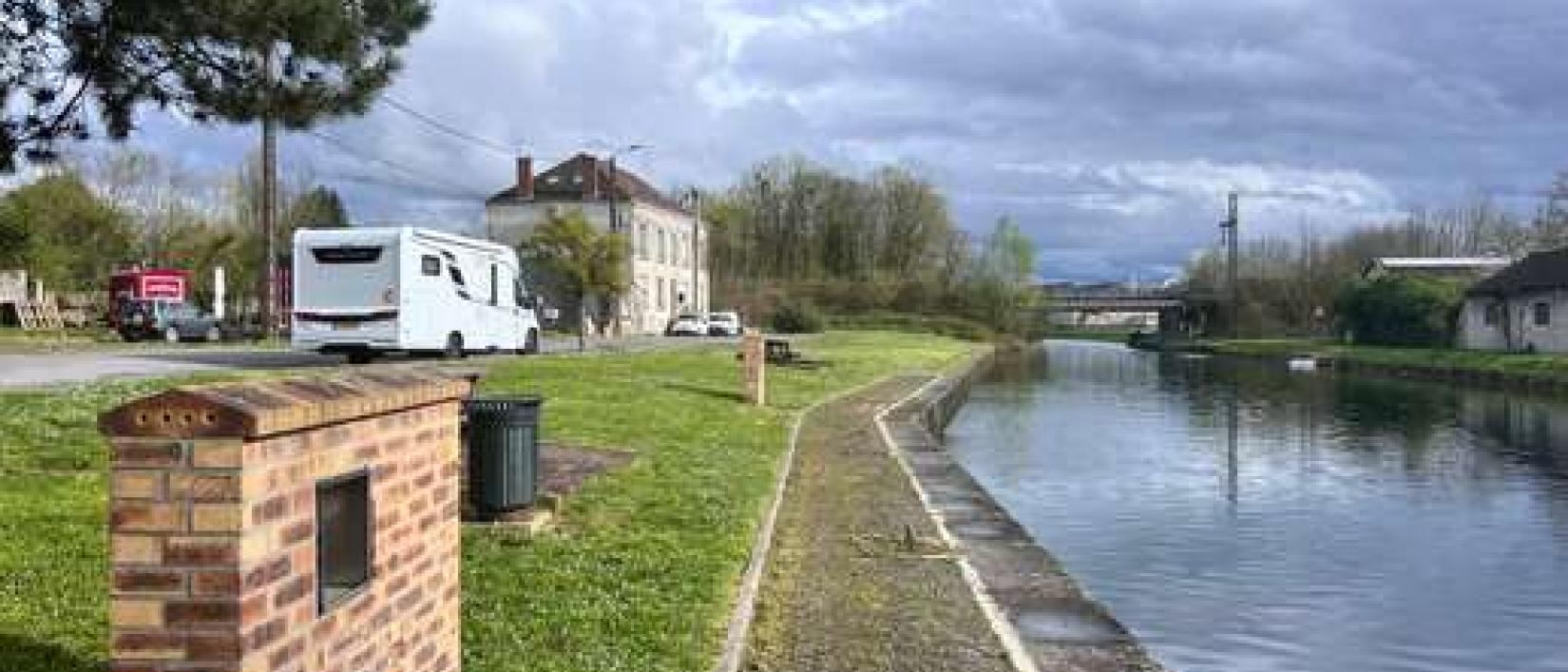 Hoofdfoto Camperplaats Rethel