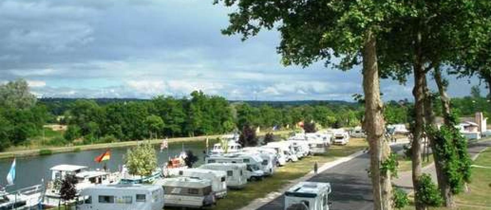 Hoofdfoto Port de Plaisance et Aire de Camping-Cars de Charmes