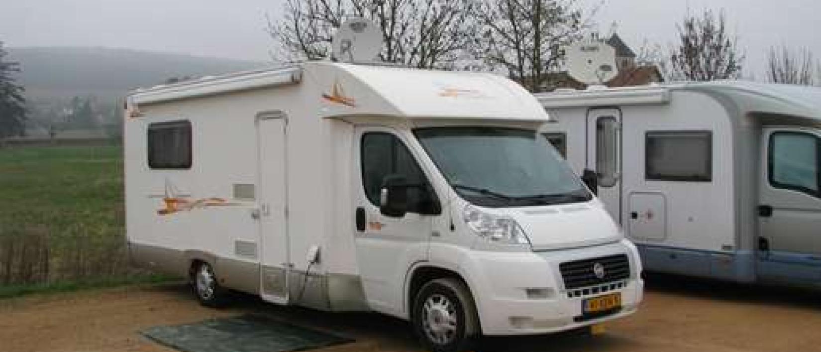 Hoofdfoto Aire Camping-car Saint Genoux de Scisse