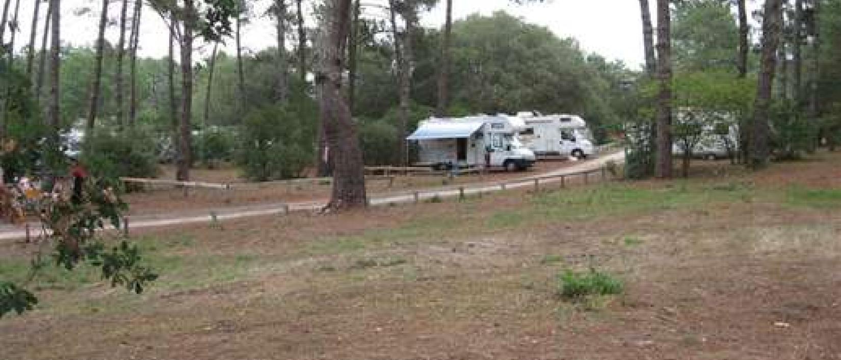 Hoofdfoto Aire de Camping-Car du Huga