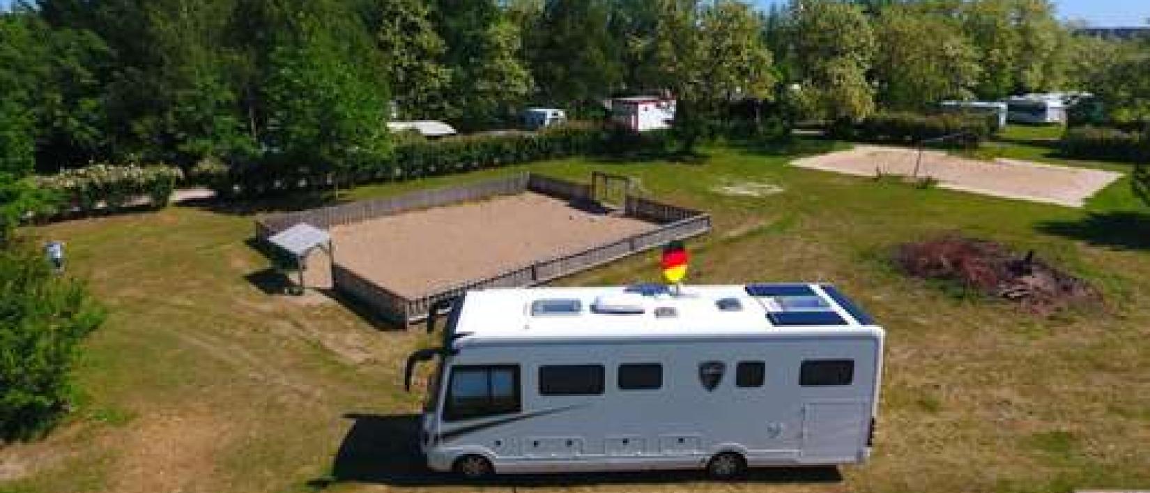 Hoofdfoto Campingplatz Bertingen mit Indianer Tipi-dorf