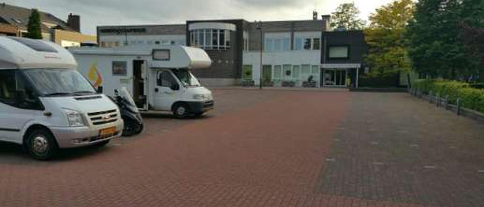 Hoofdfoto Michiels Plein Achel