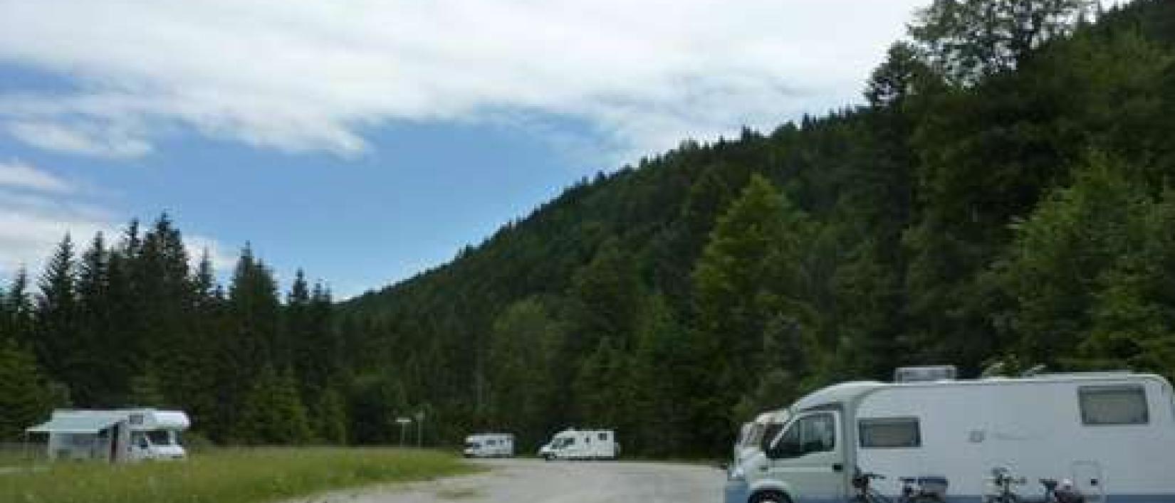 Hoofdfoto Nachtparkplatz