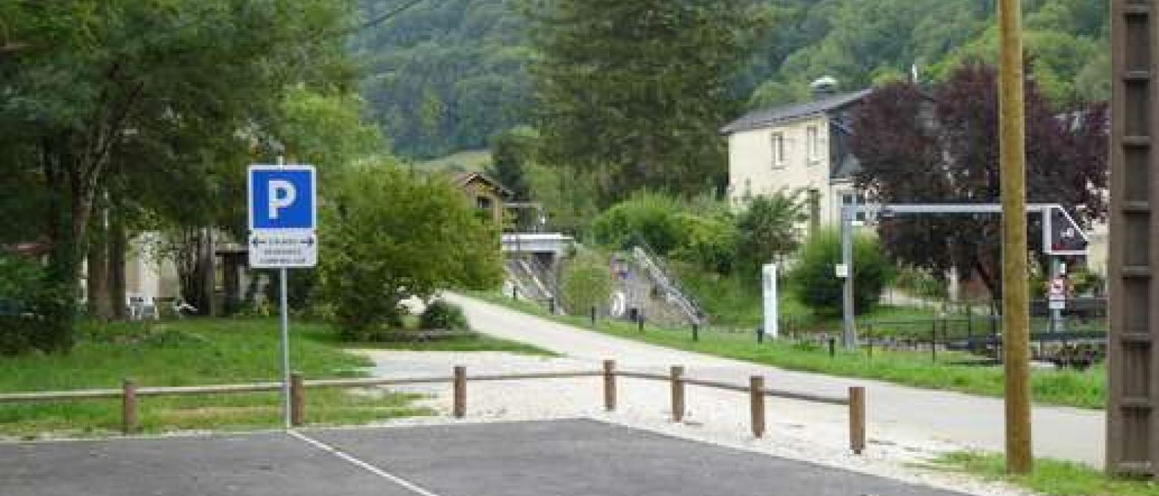 Hoofdfoto Parking Ougney-Douvot