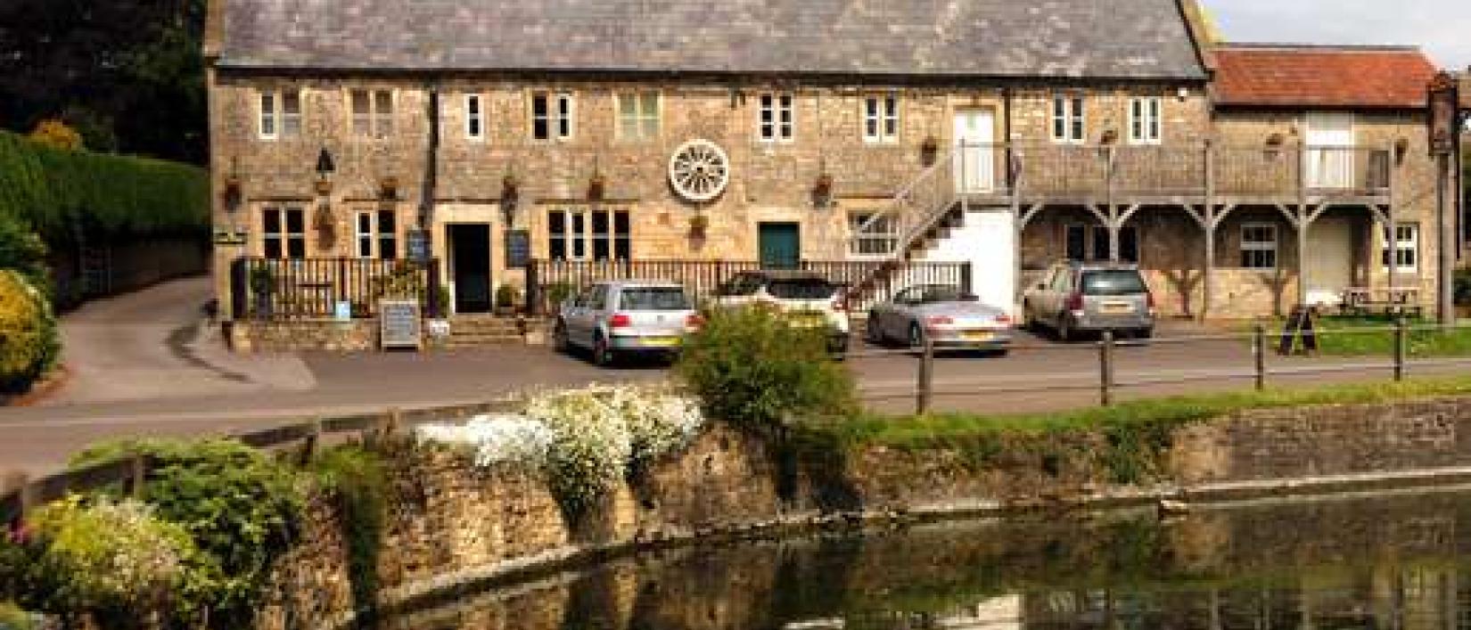 Hoofdfoto West Cranmore/ Strode Arms Pub