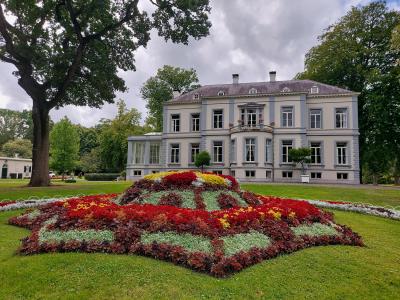 Villa uit 1847 in neo-classicistische stijl