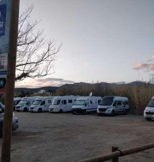 Hoofdfoto Area d'aparcement autocaravanas LlanƧĆ