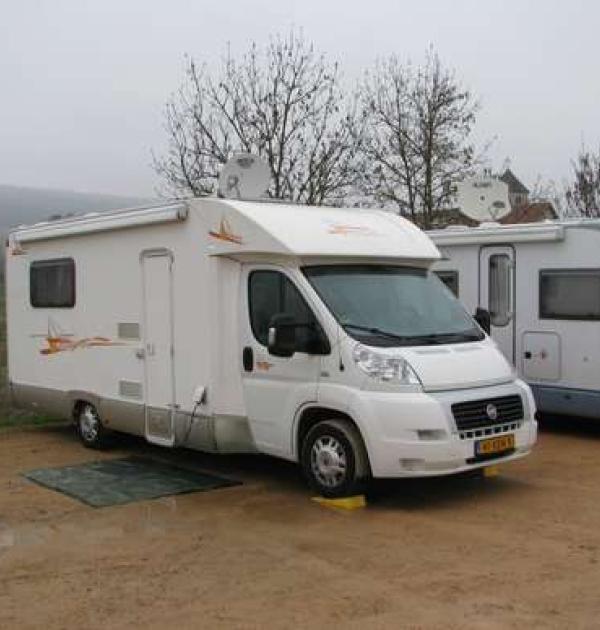 Hoofdfoto Aire Camping-car Saint Genoux de Scisse