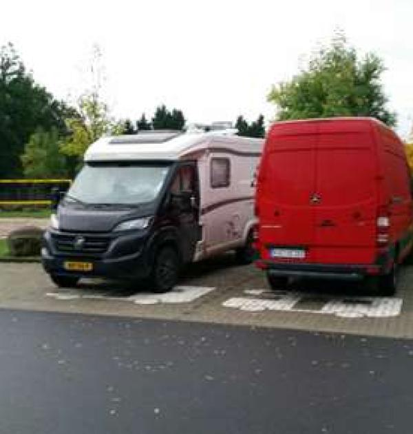 Hoofdfoto Sportplatz