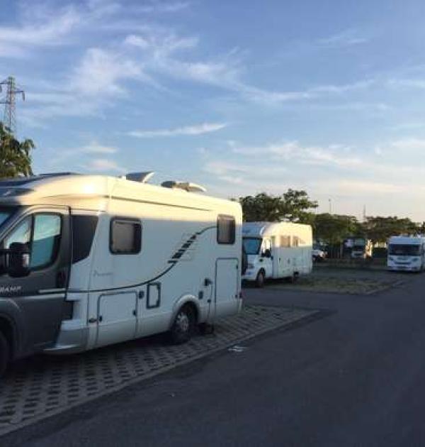 Hoofdfoto Area Sosta Camper Parma