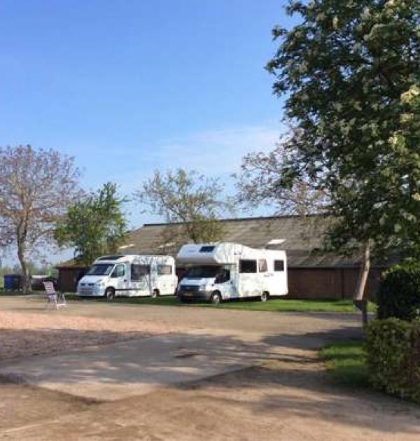 Hoofdfoto Parking bij camping Kampeerhoeve Bussloo