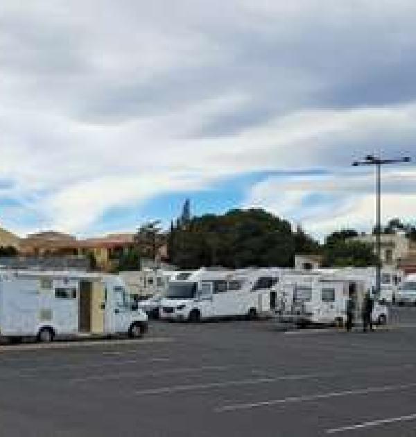 Hoofdfoto CamperService Carrefour